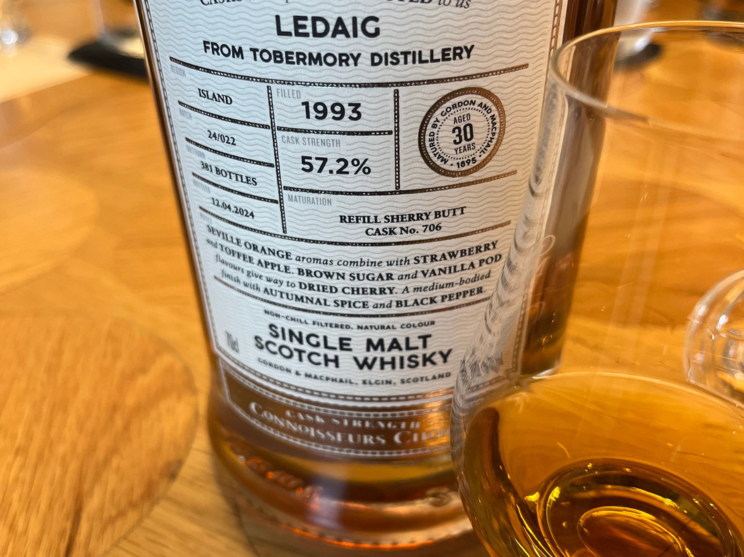 Gordon & MacPhail-埃尔金必去景点