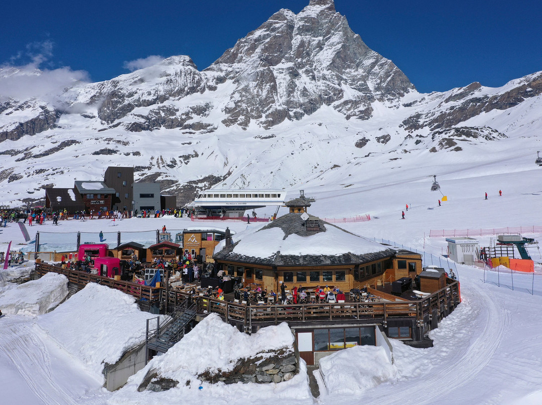 The Sky Club - Valtur Cervinia