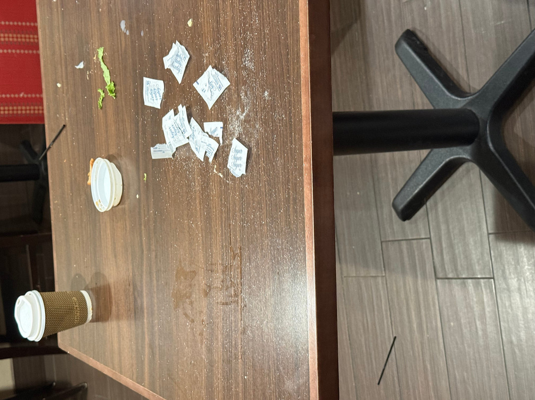 佩奇鲍威尔湖舒适套房酒店主图