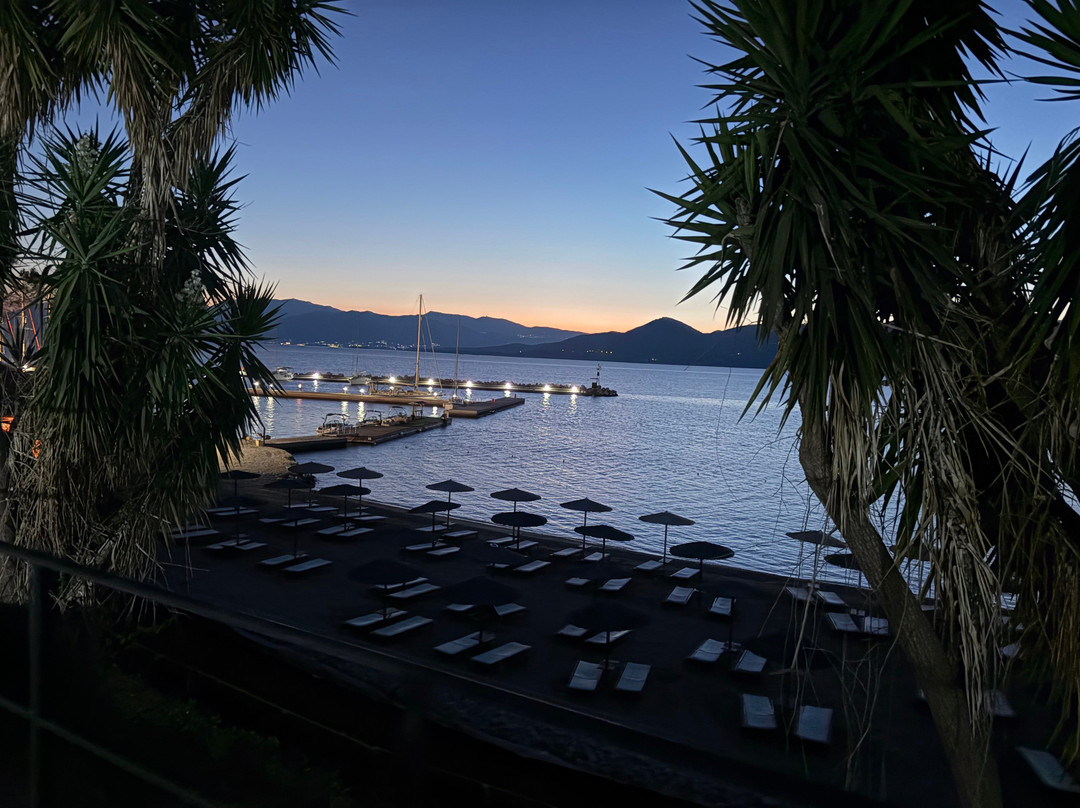 Neilson Vounaki Beachclub主图