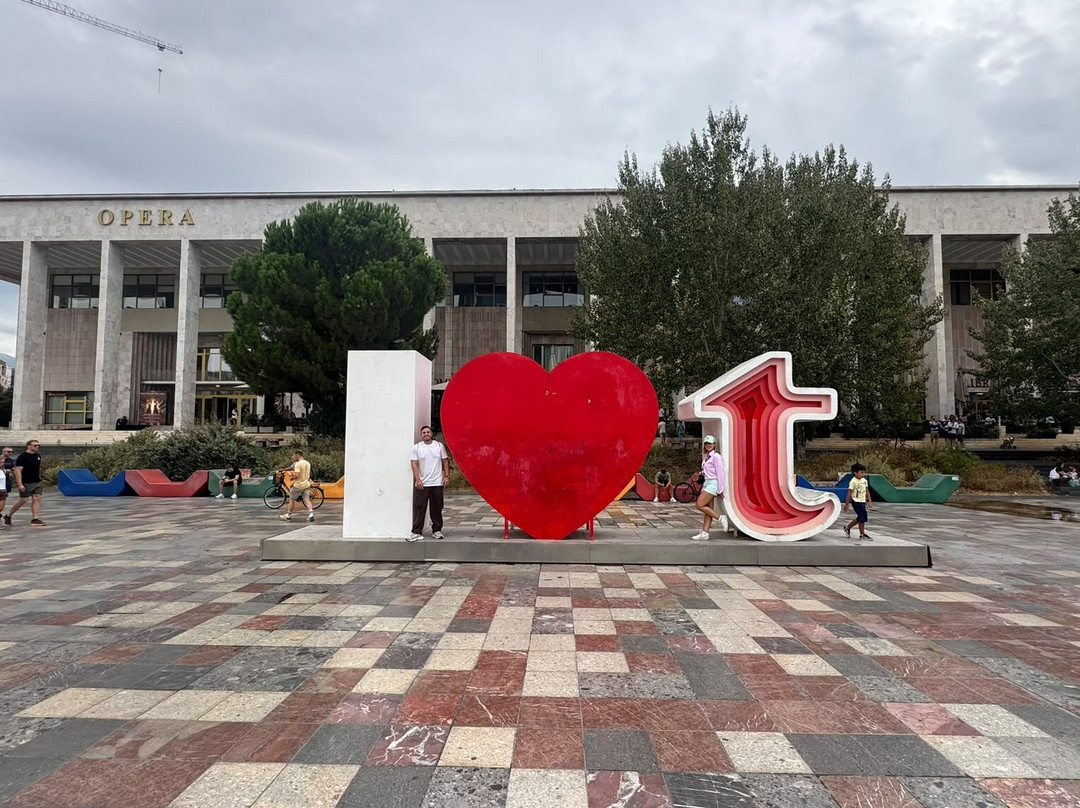 Skanderbeg Square-地拉那必去景点