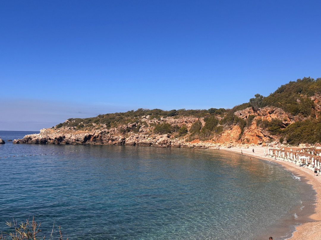 Drobni Pijesak Beach