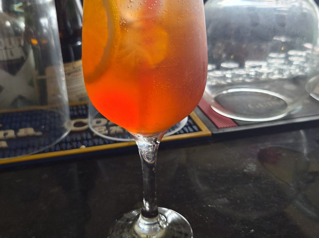Oasis Cocktail Bar-科林比亚必去景点