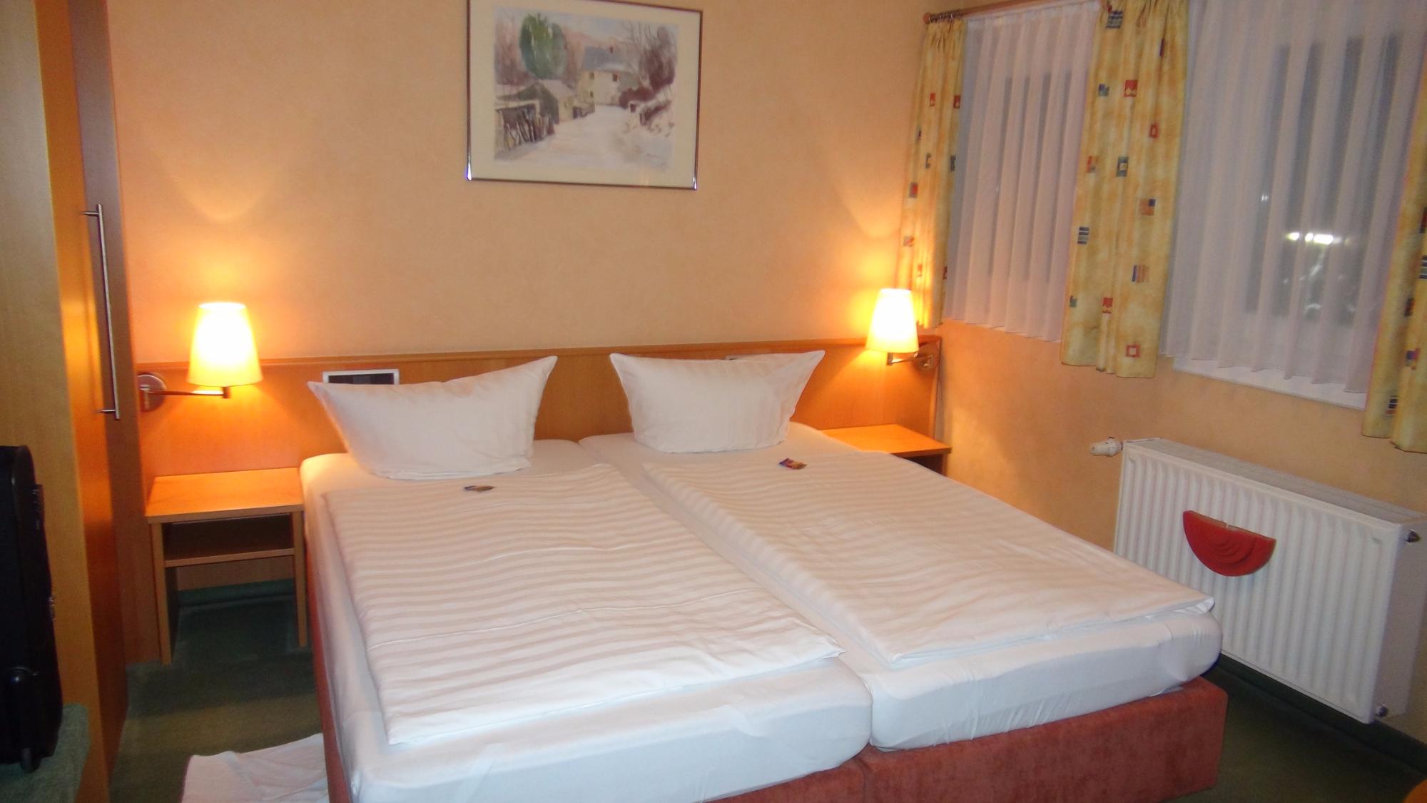 Hotel Zum Felsenkeller-官方