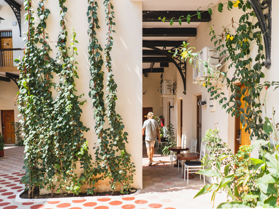 Antonio Garden Hotel