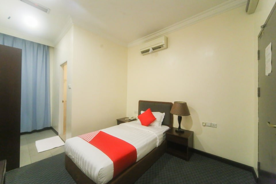 OYO 750 Comfort Hotel