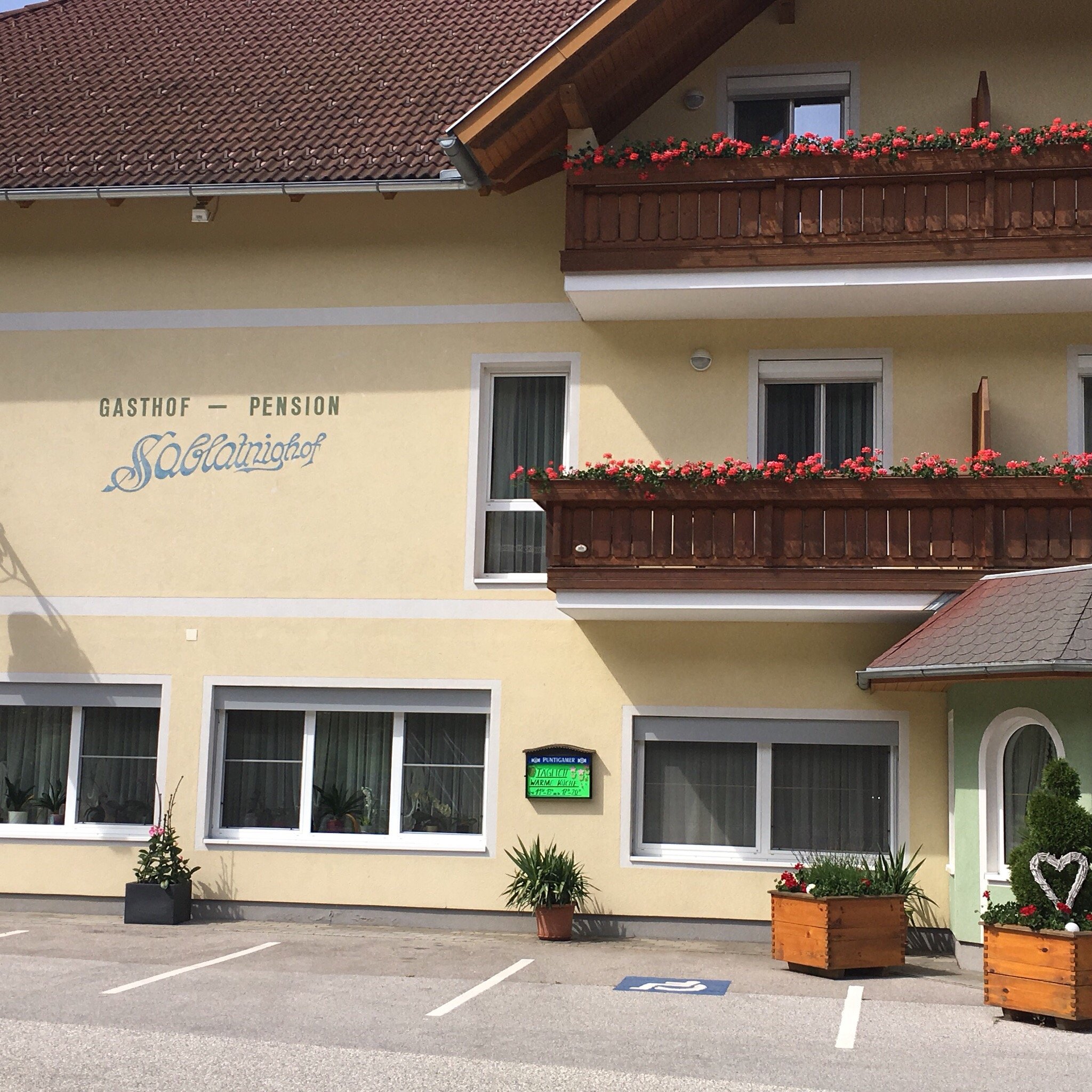 Hotel Gasthof Roscher Sablatnighof-官方