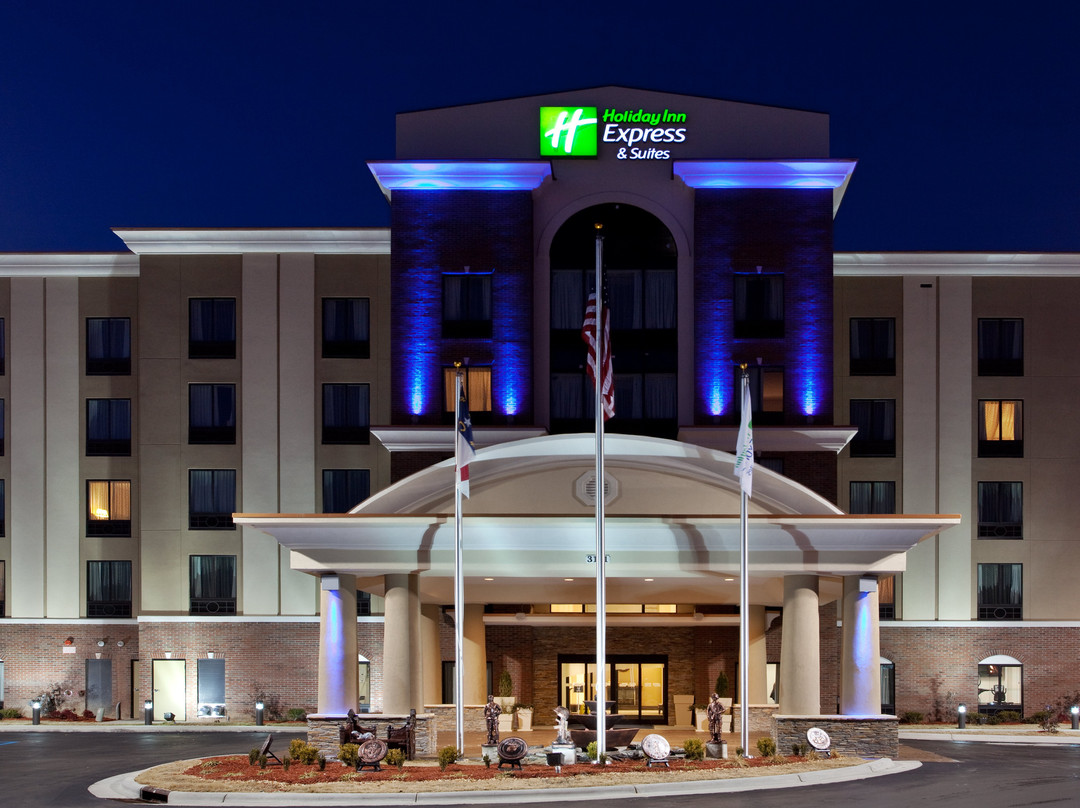 Raeford酒店住宿-Holiday Inn Express & Suites Hope Mills-fayetteville Arpt By IHG