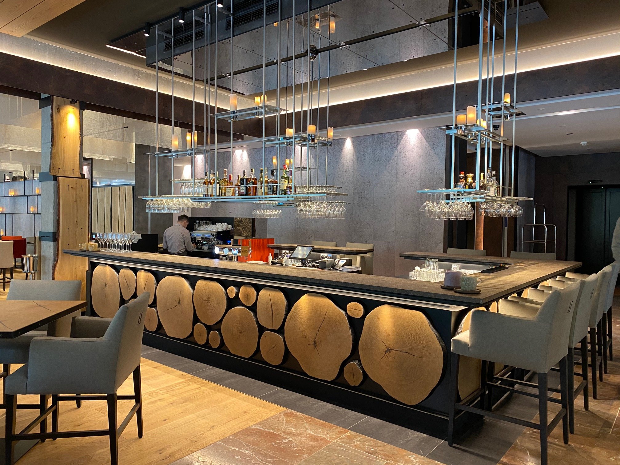 Grand Hotel Hradec-餐饮
