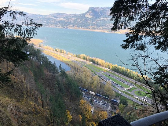 Multnomah Village-波特兰必去景点