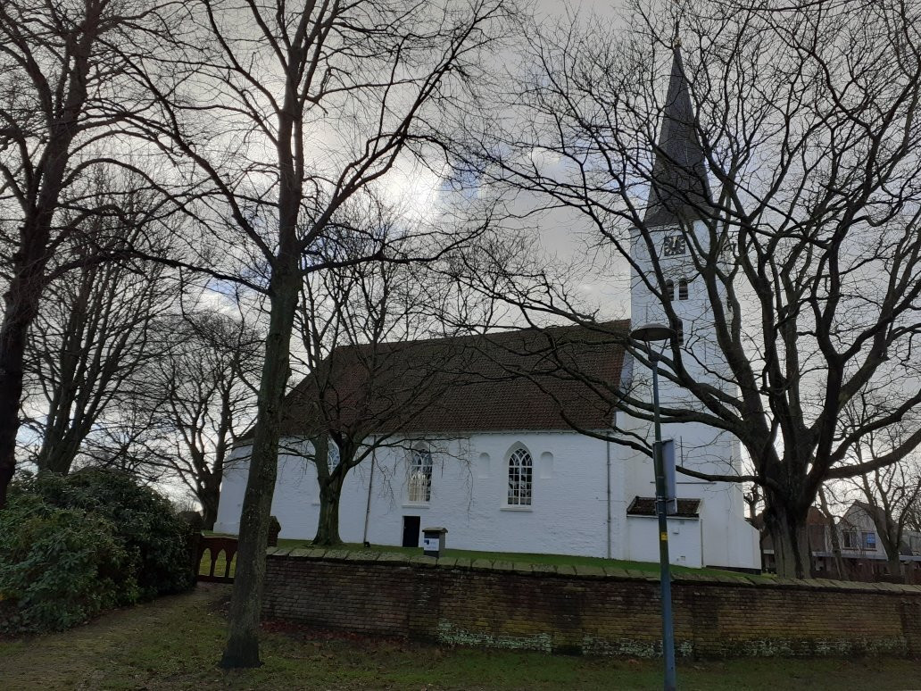 De Heilooer Witte Kerk景点图片