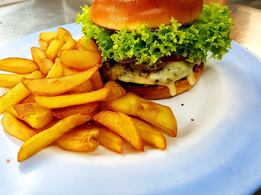 Hotel-Gasthof Schwarzer Adler主图