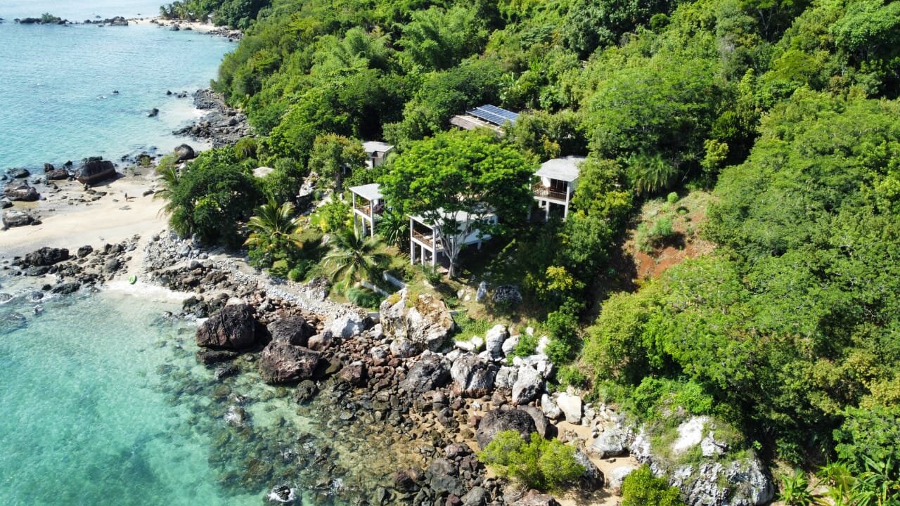 Komba On The Rocks-官方