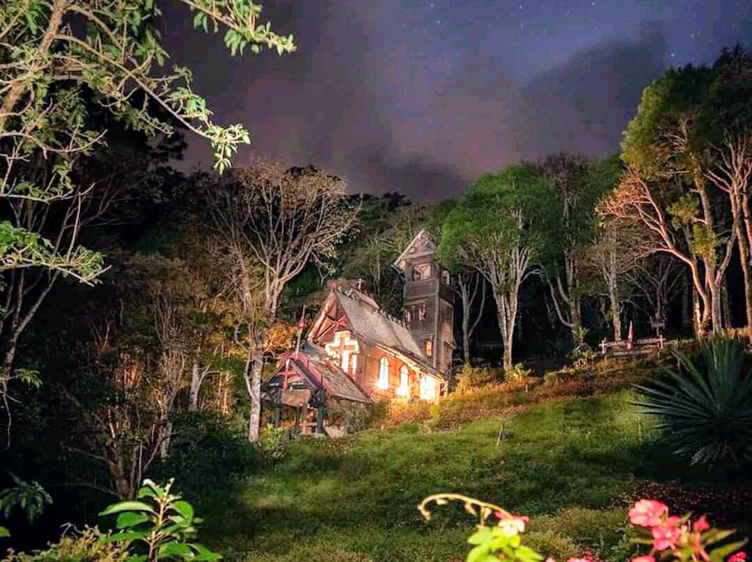 Capilla en las nubes景点图片