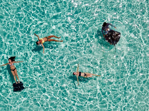 Island Dreamin' Charters-七哩滩必去景点