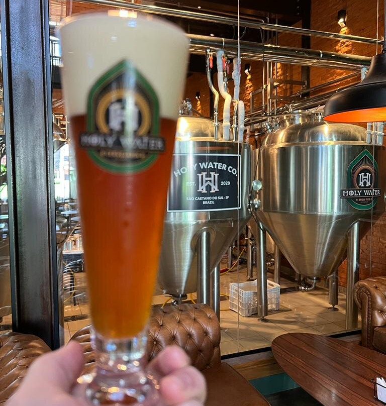 Restaurante E Cervejaria Holy Water