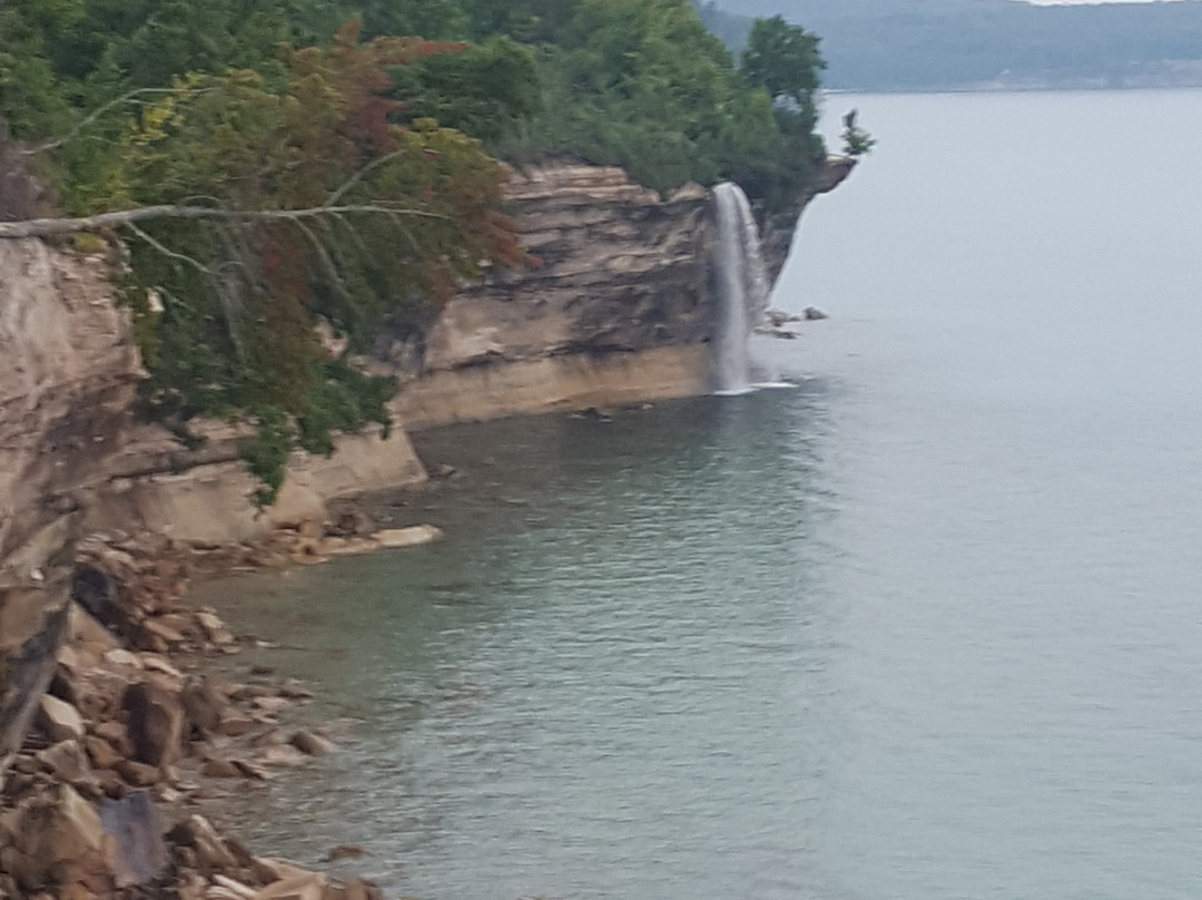 Spray Falls-缪尼辛必去景点