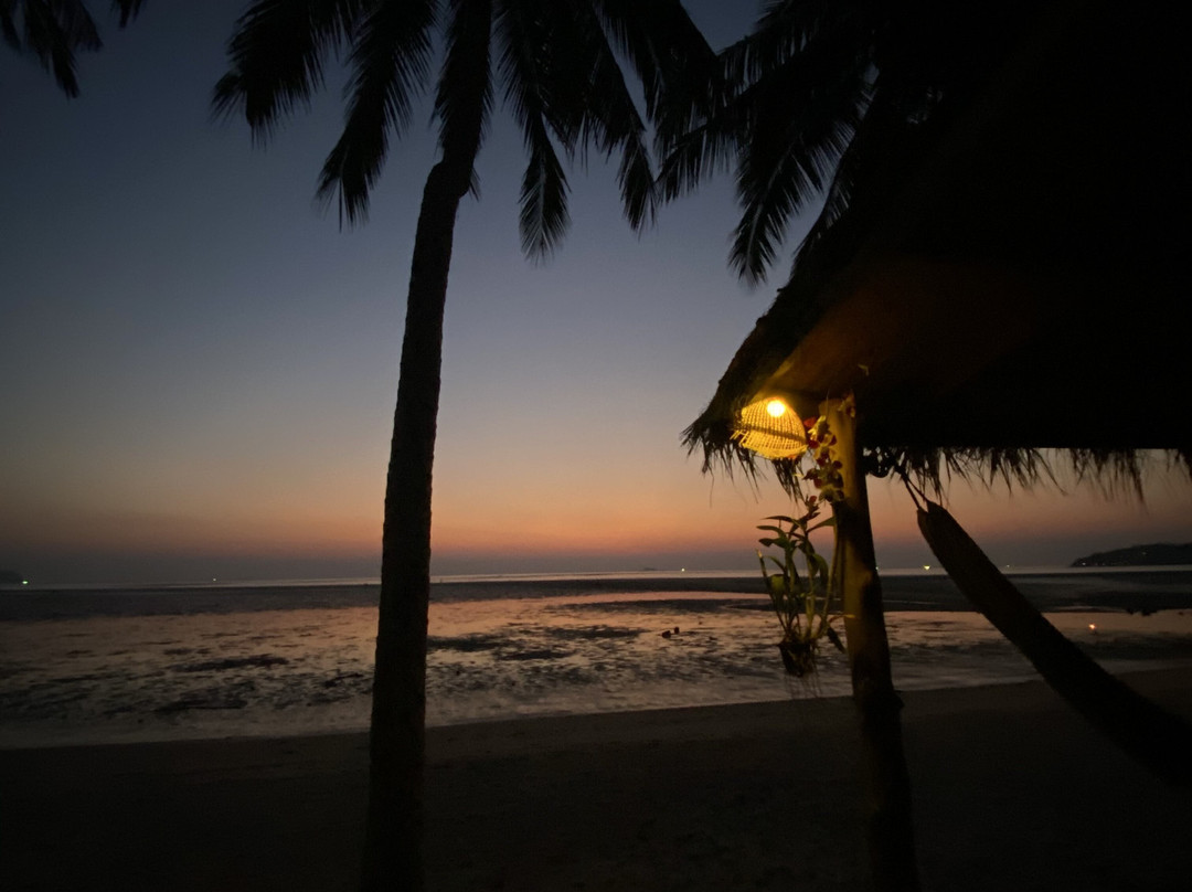 Castaway Beach Bungalows主图