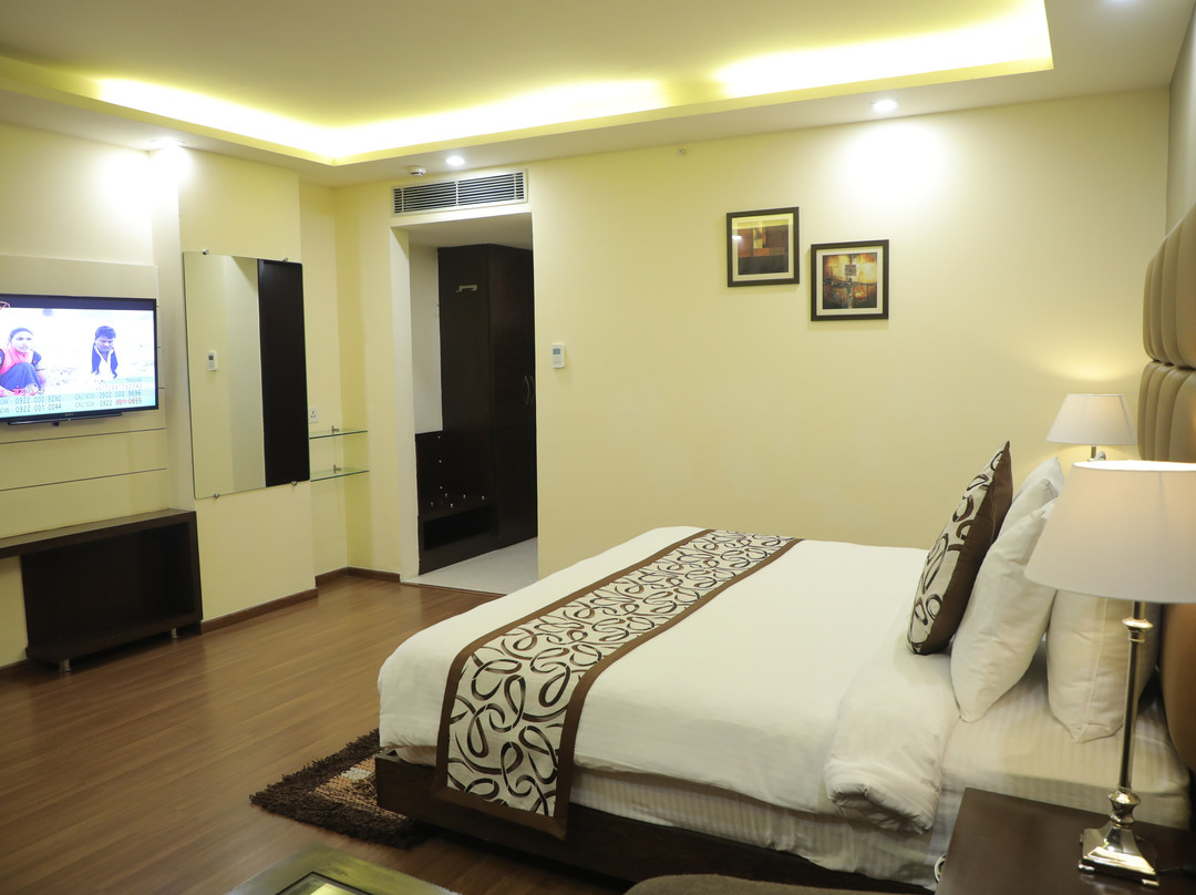 Days Hotel by Wyndham Jalandhar Jyoti Chowk主图