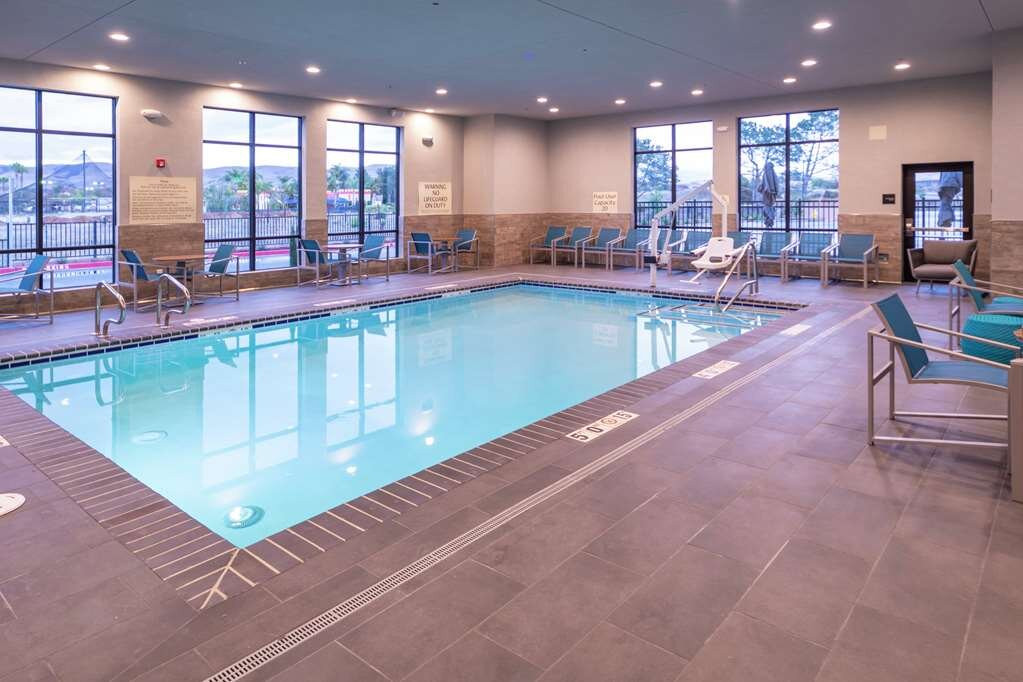 Hampton Inn & Suites Santa Maria主图