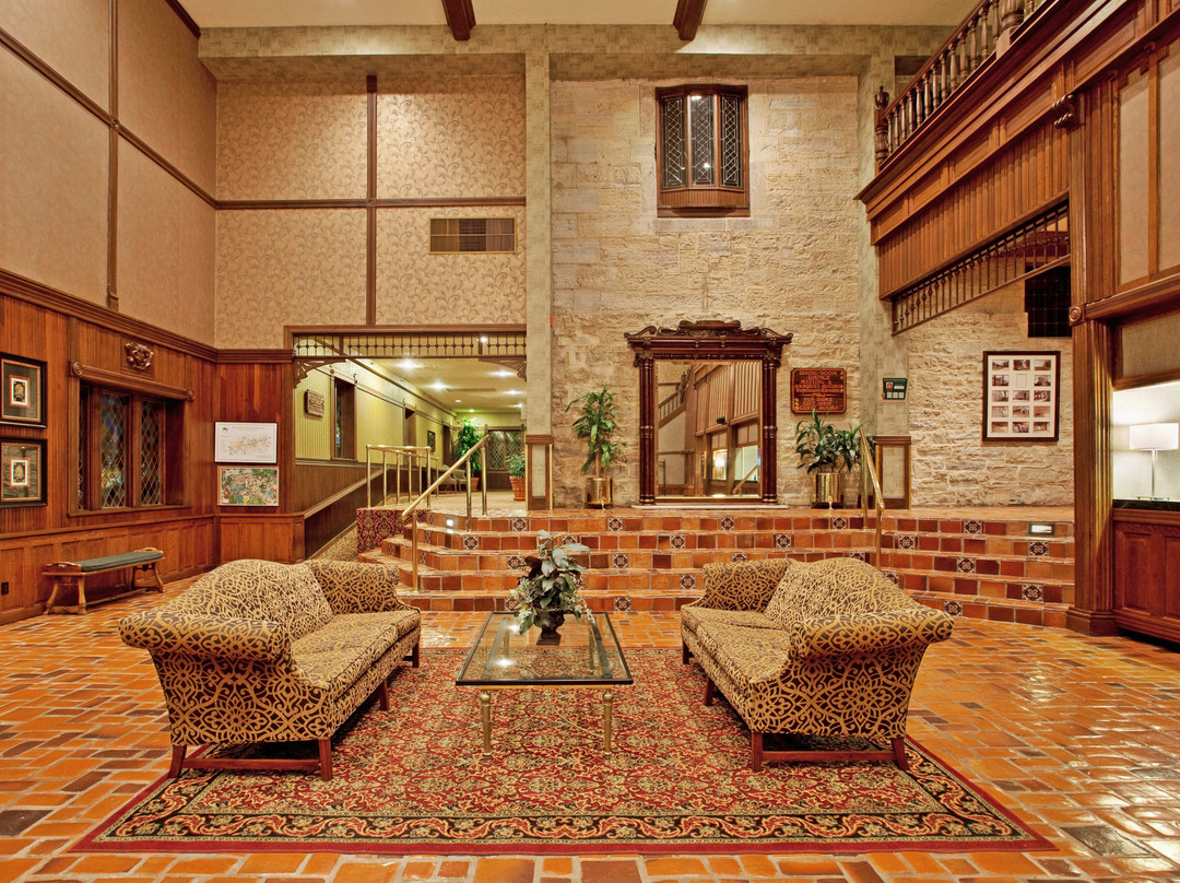 Holiday Inn Saint Louis West at Six Flags by IHG主图