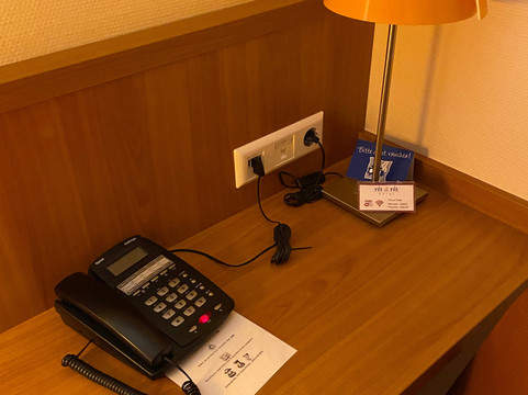 面对面酒店主图