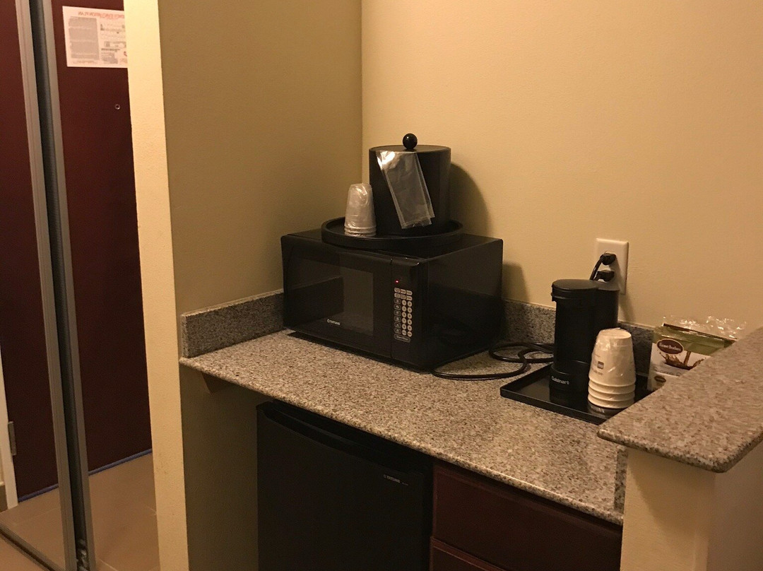 Best Western Plus Pratt主图