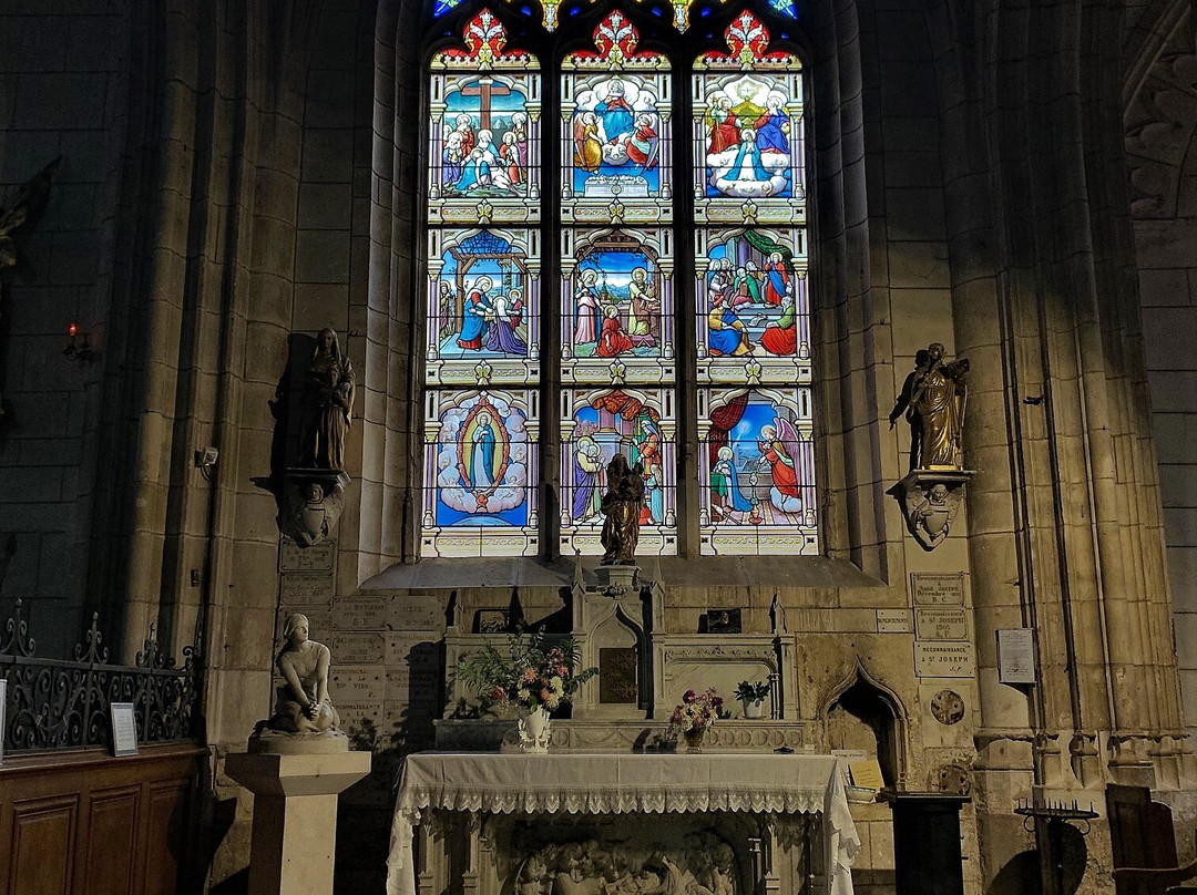 Eglise De Corbigny景点图片