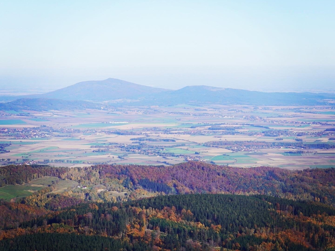 Lookout Tower at the Summit of Wielka Sowa Mountain景点图片