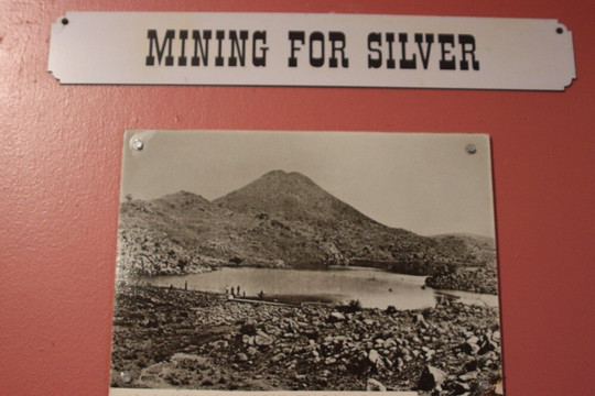 Camillus Fly's Photography Gallery-墓碑镇必去景点