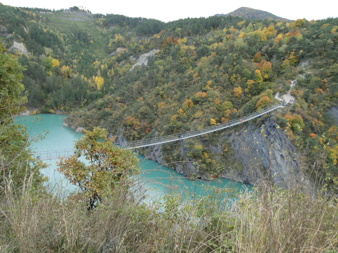 Passerelle de l’Ebron景点图片