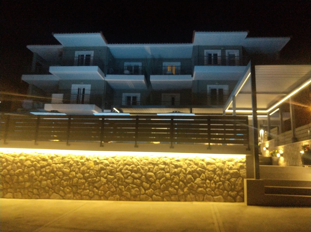 Andrews Luxury Residence主图