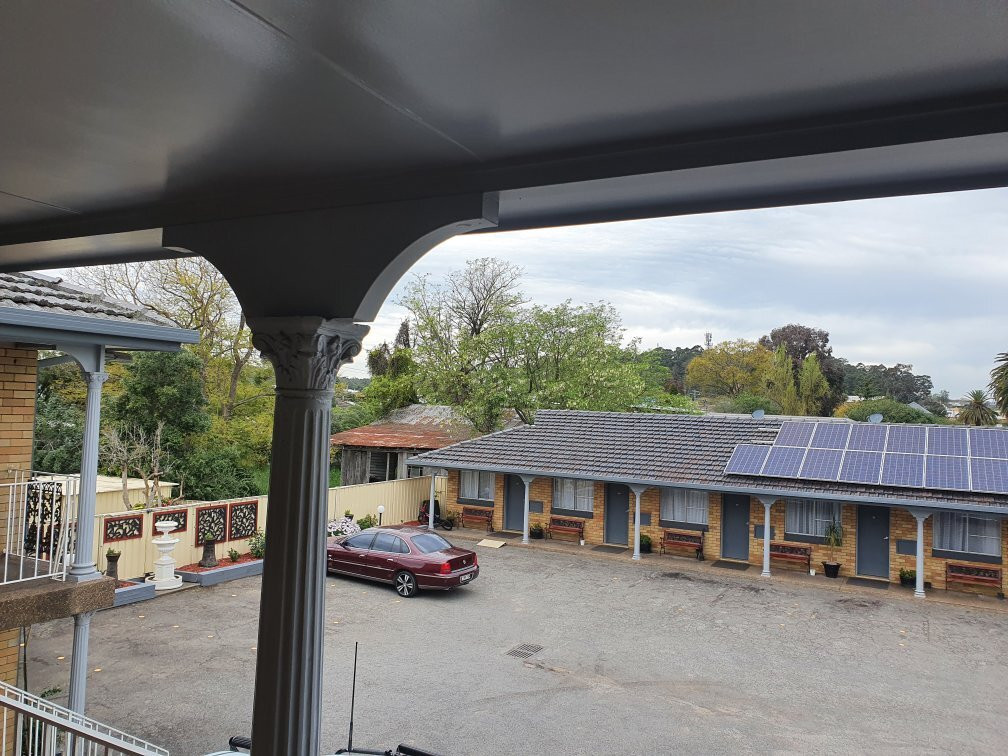 猎人谷汽车旅馆主图