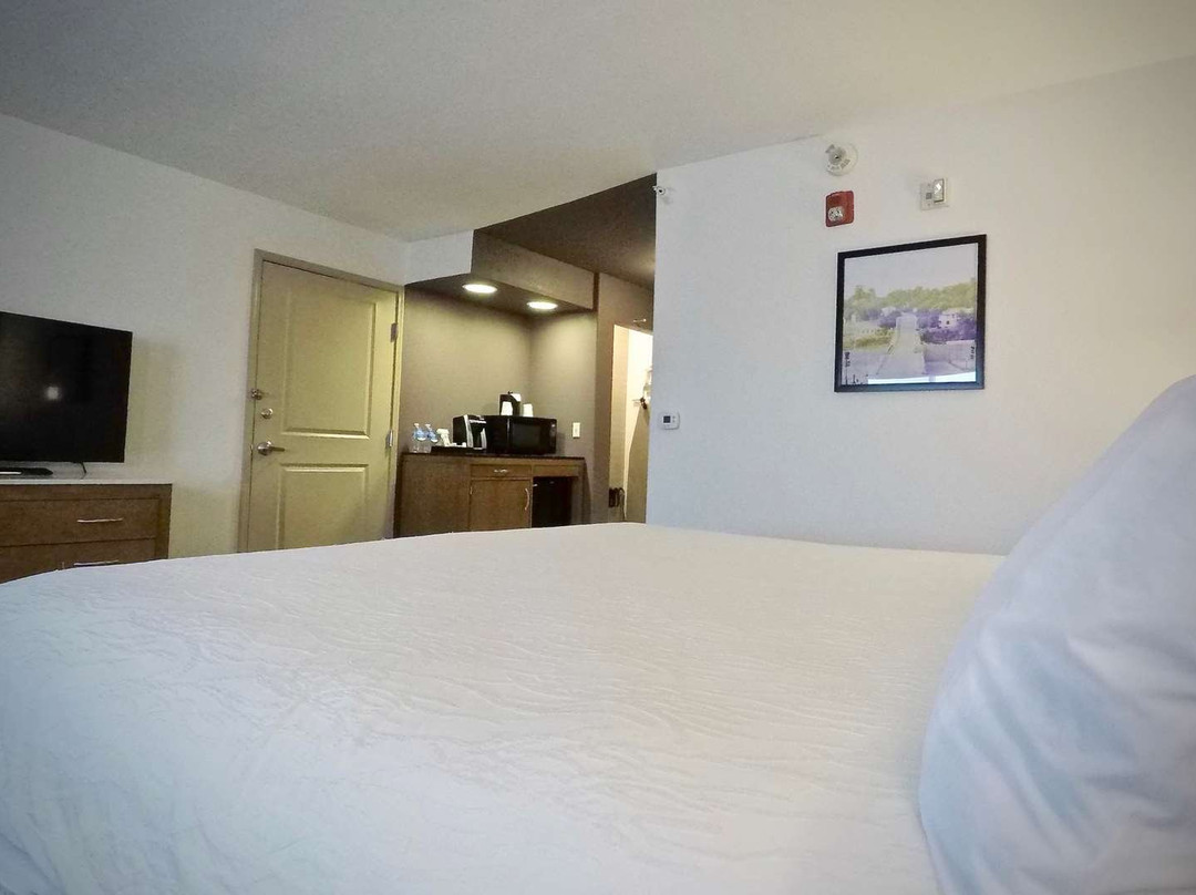 西得梅因希尔顿花园酒店主图