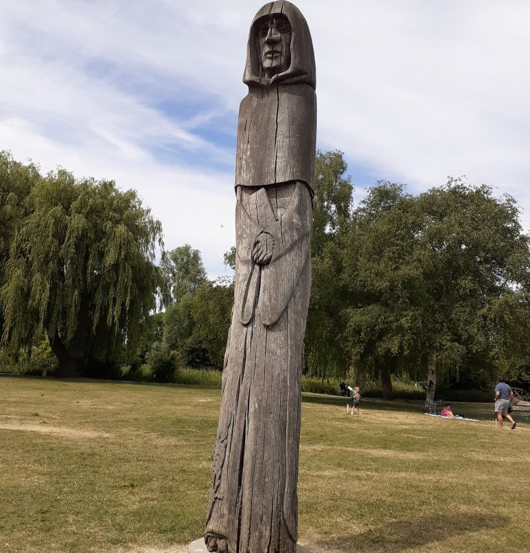 Waltham Abbey Gardens景点图片