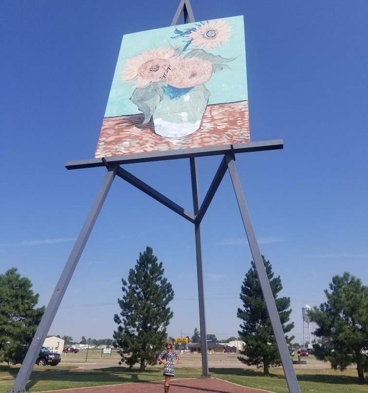 Giant Van Gogh Painting景点图片