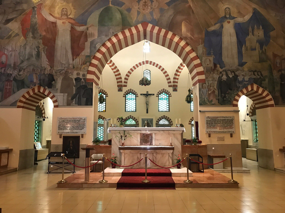 Mosque of Pasha Gazi Kassim Church of Gyertyaszentelo Boldogasszony景点图片