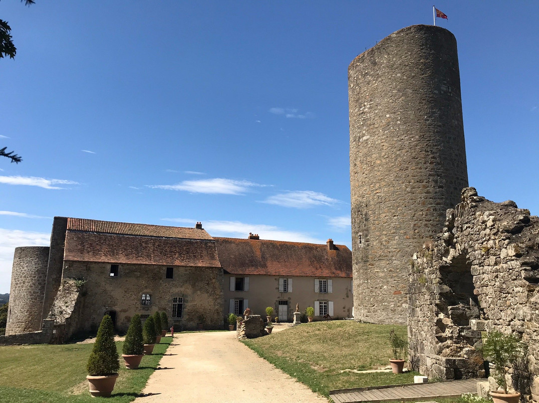 Château de Châlus-Chabrol景点图片