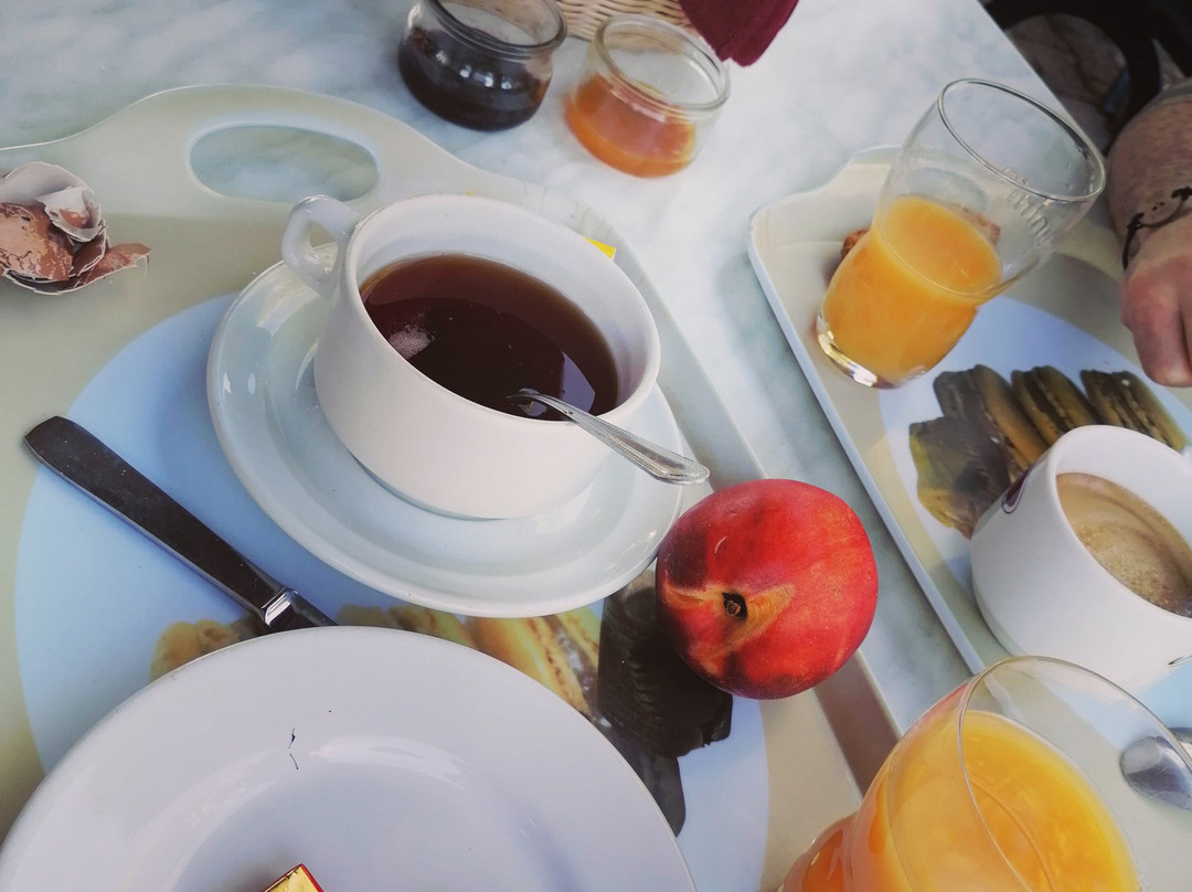 Hotel-Restaurant Douce France主图