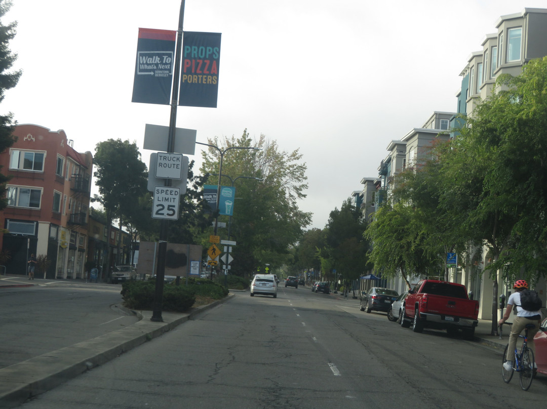 Shattuck Avenue-伯克利必去景点