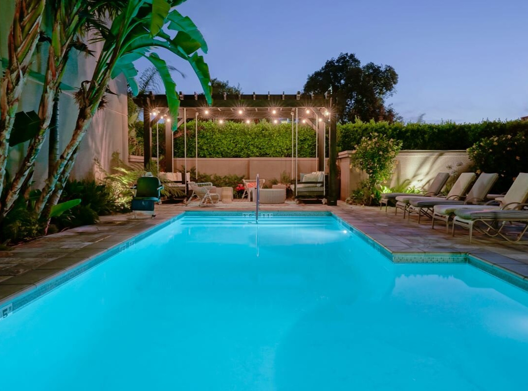 阿玛拉诺博班酒店主图