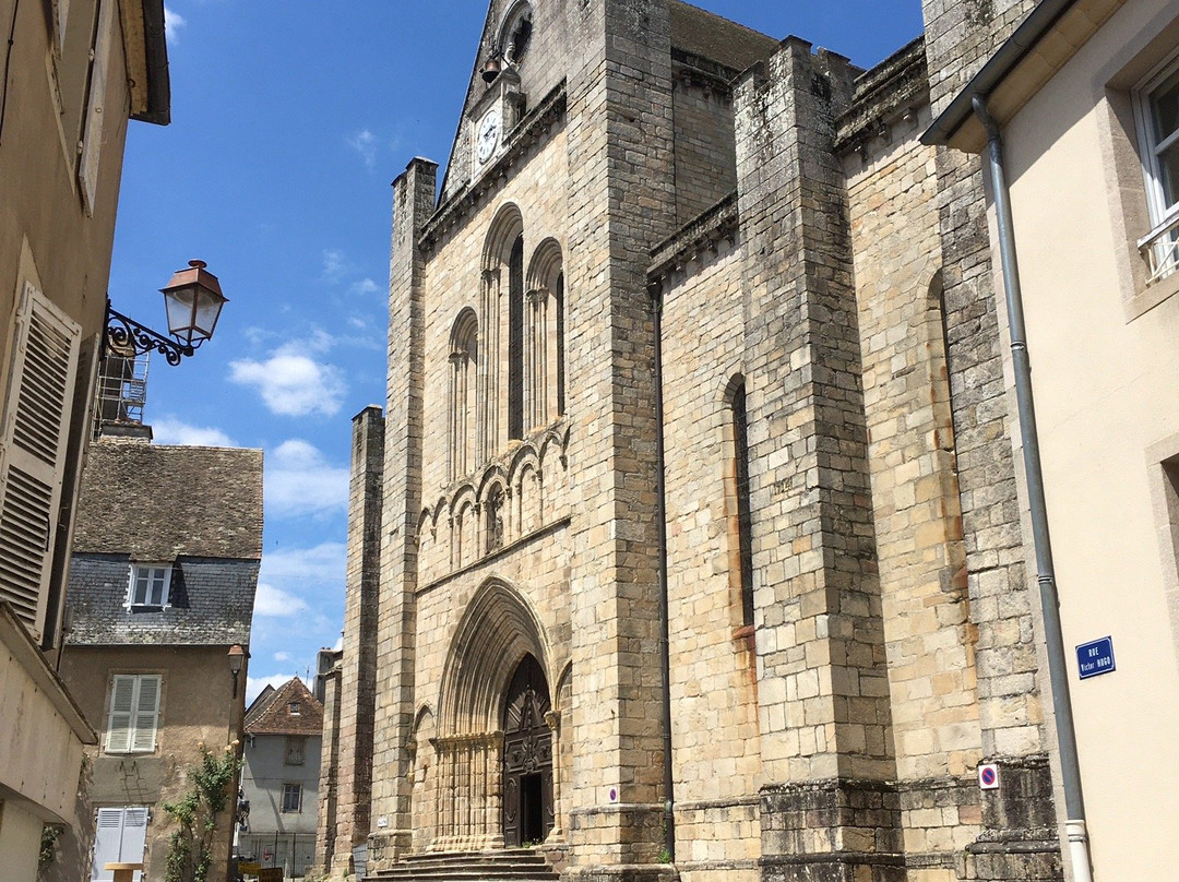 Collégiale de Saint-Yrieix-la-Perche景点图片