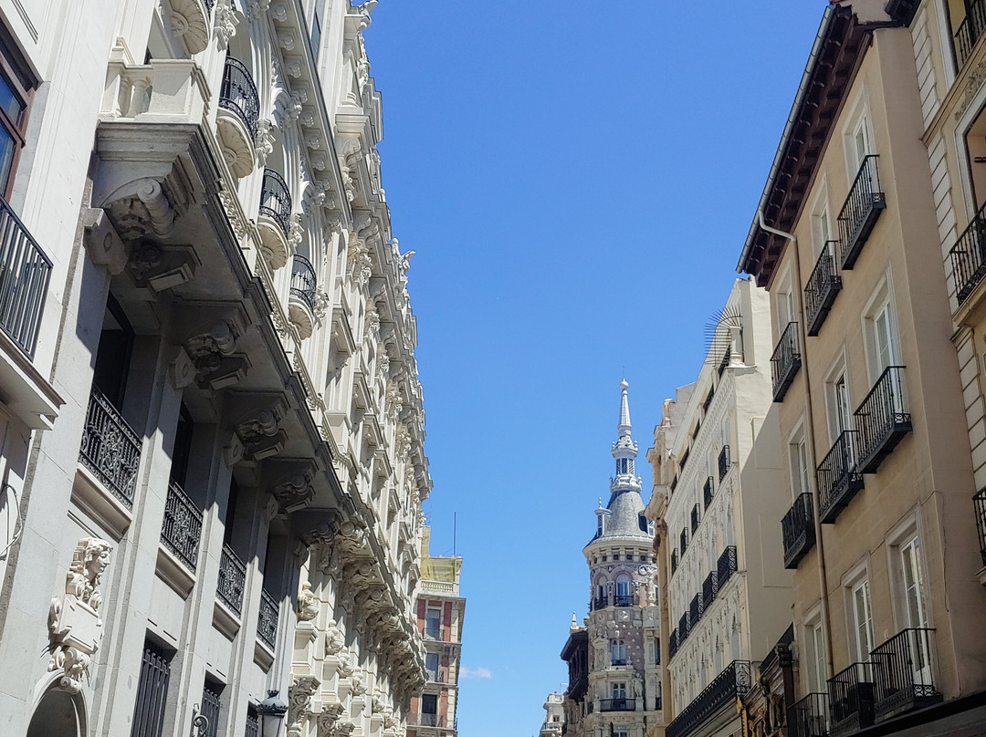 Hop On/Hop Off Bus Tour Madrid-马德里必去景点