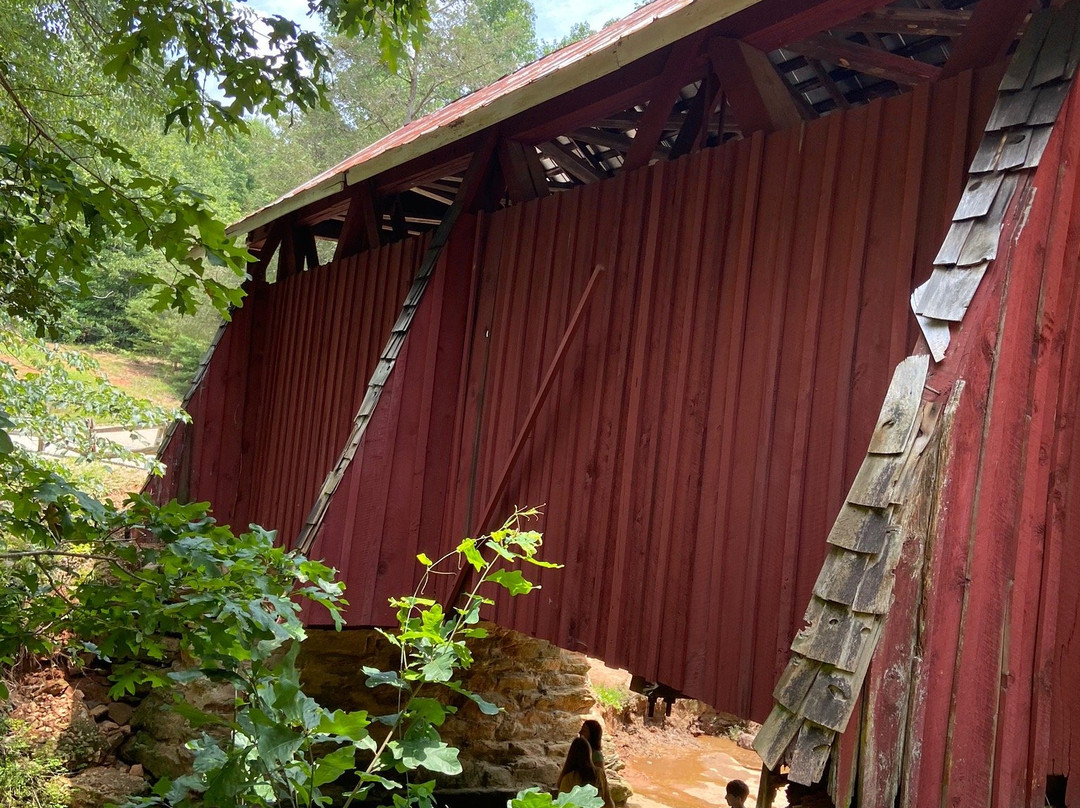 Campbell's Covered Bridge景点图片