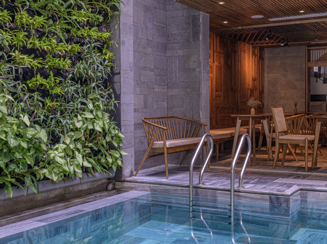 M Boutique Danang主图