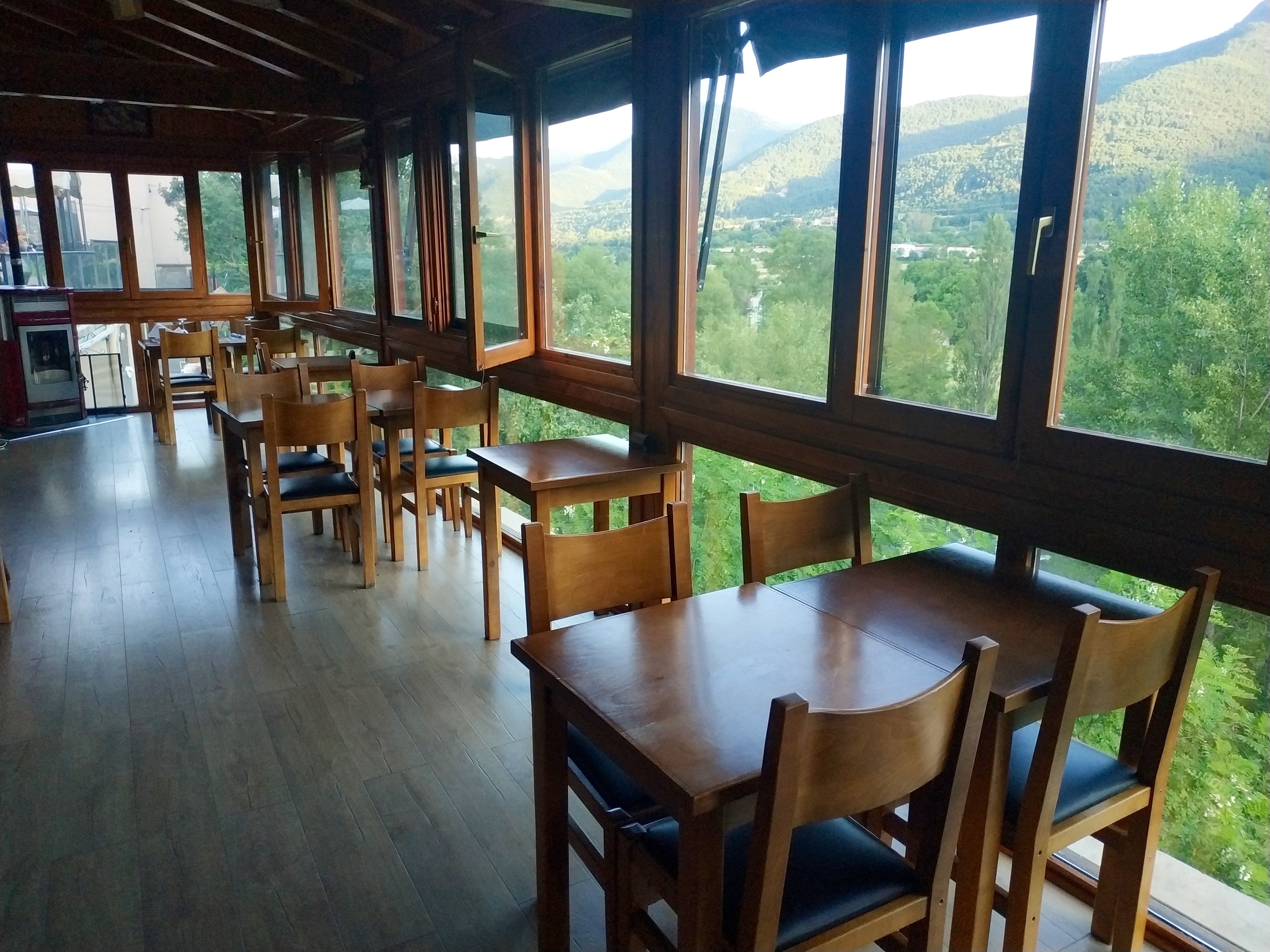 里奥阿拉旅馆-餐饮