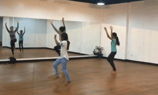 Bollycurves | Bollywood Dance + Fitness + Yoga-密苏里城必去景点