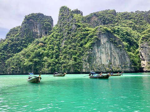Jbm Travel-芭东海滩必去景点
