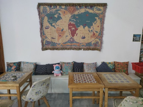 峻孑旅人驿站主图