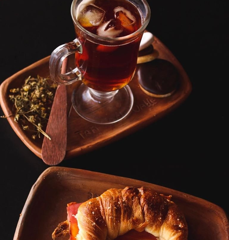 Cadillal餐馆和美食-La Quebradita